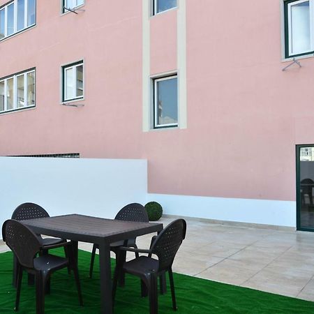 Hello Lisbon Graca Modern Apartments Екстериор снимка
